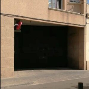 Plaça d'aparcament en venta