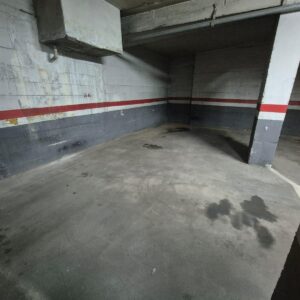 PARKING EN VENTA PARA COCHE PEQUEÑO EN CALLE EL.LIPSE 15 (Pubilla Casas) HOSPITALET DE LLOBREGAT