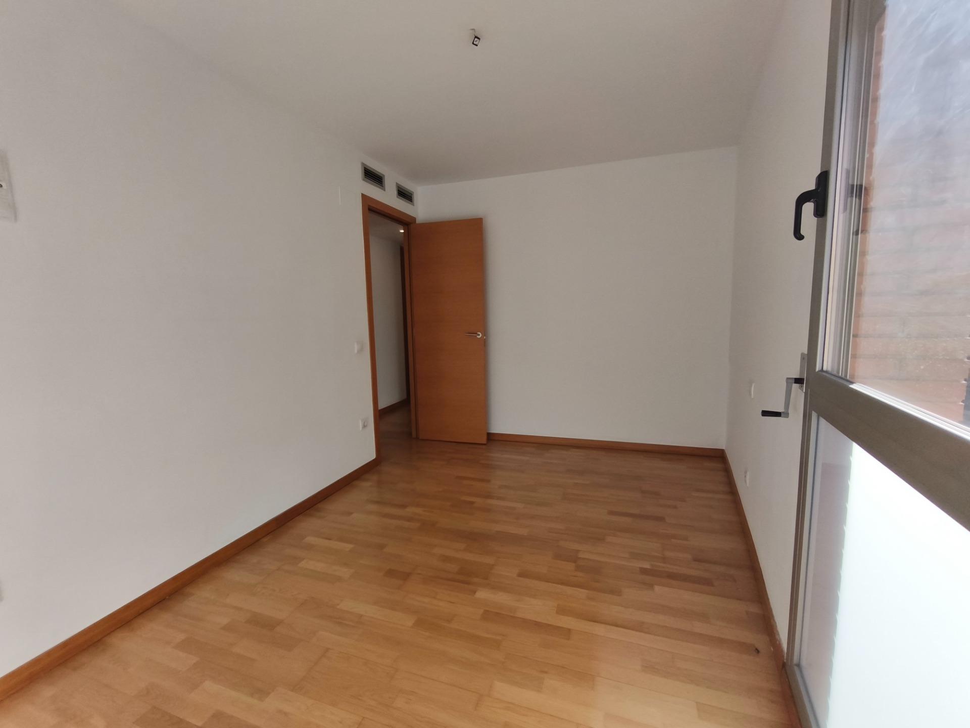 PIS EN LLOGUER- SANT JULIÀ ( VILAFRANCA DEL PENEDÈS)