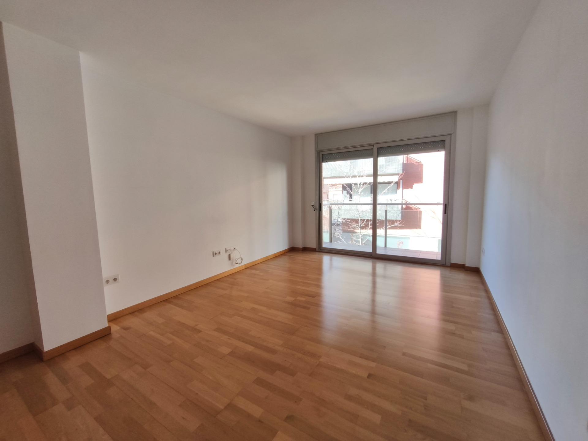 PIS EN LLOGUER- SANT JULIÀ ( VILAFRANCA DEL PENEDÈS)