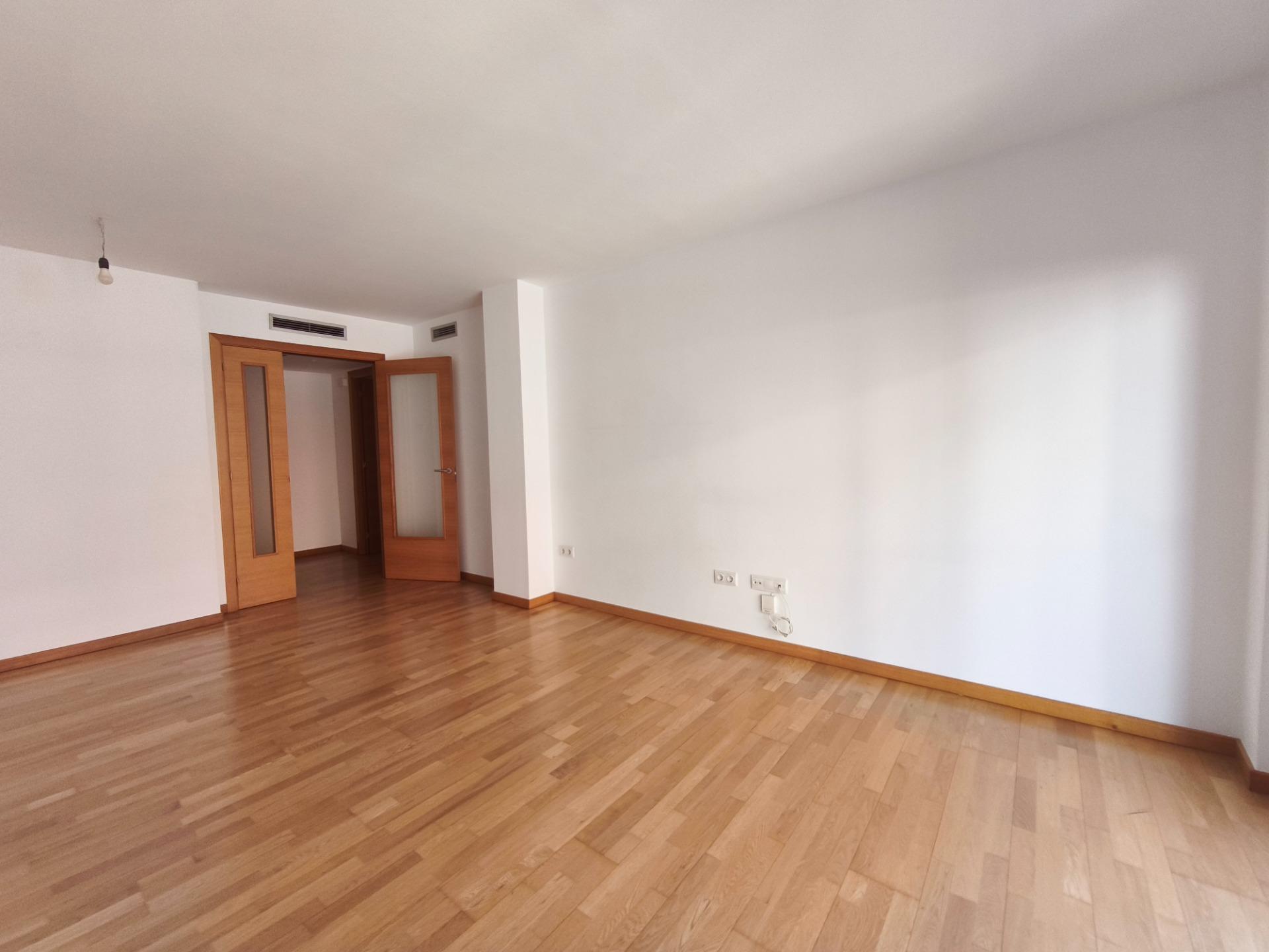 PIS EN LLOGUER- SANT JULIÀ ( VILAFRANCA DEL PENEDÈS)