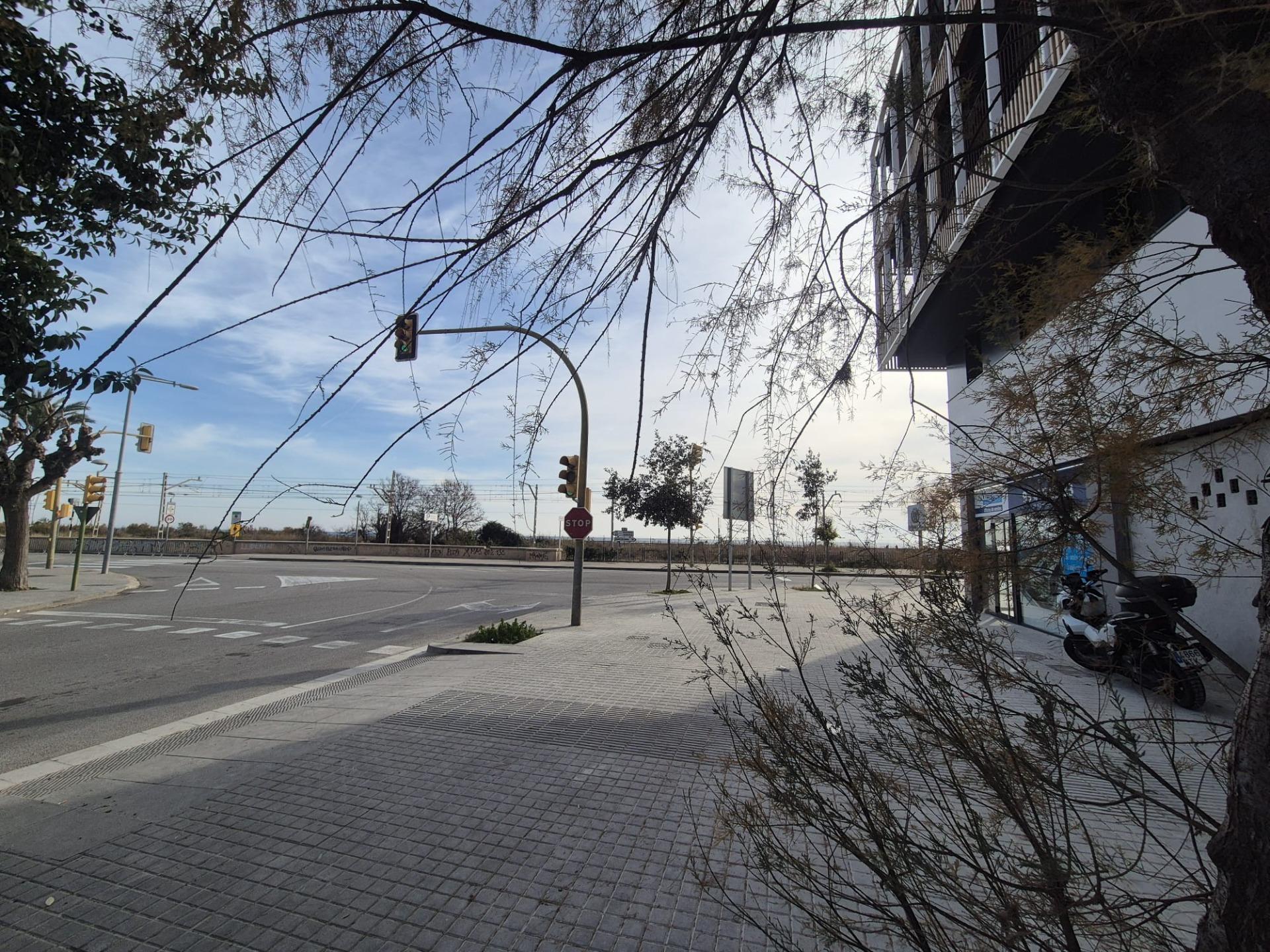 LOCAL EN EDIFICI D'OBRA NOVA AMB MOLTES POSSIBILITATS