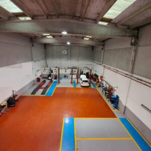 NAU EN VENDA TOTALMENT EQUIPADA A RONDA IBÈRICA DE VILANOVA I LA GELTRÚ