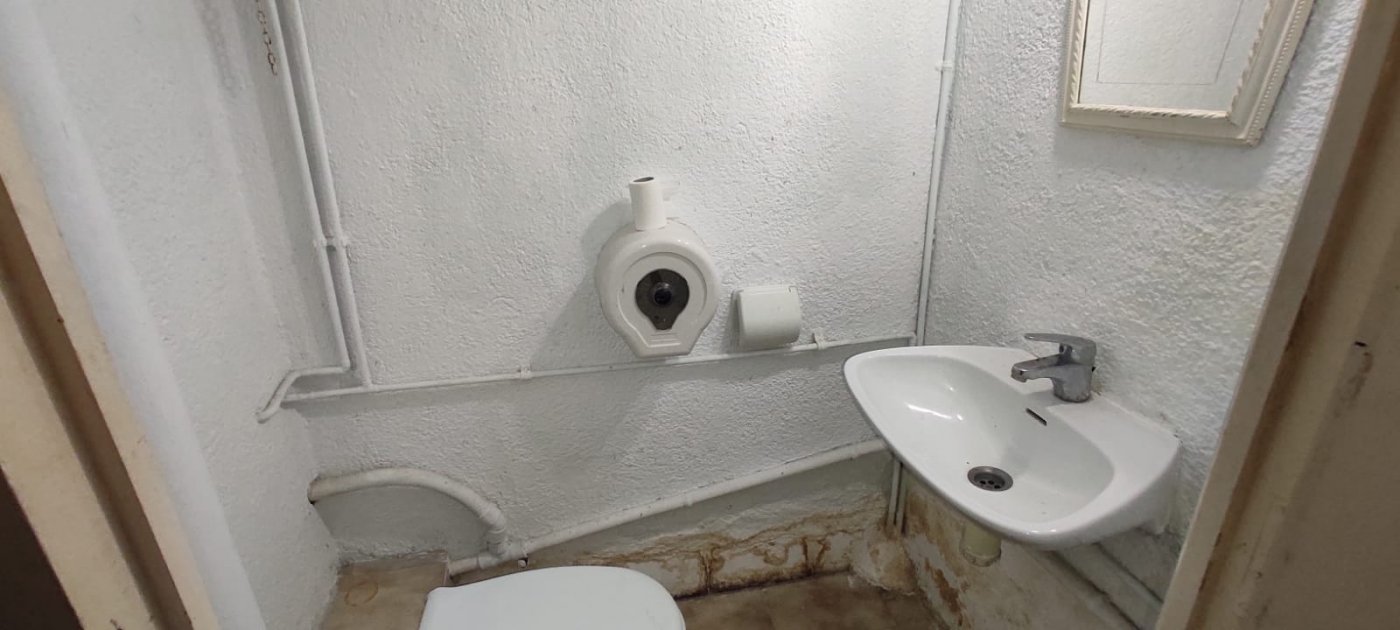 LOCAL COMERCIAL EN VENDA A VILAFRANCA