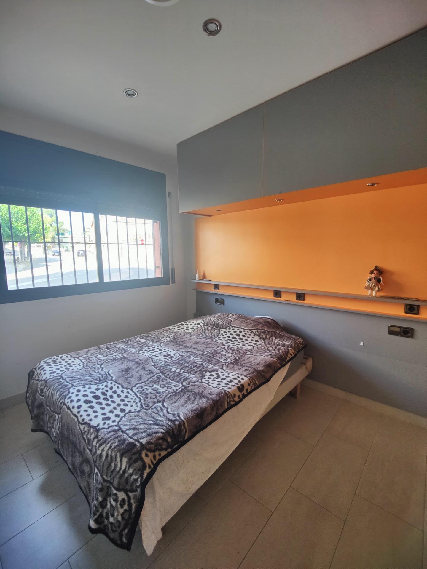 PLANTA BAIXA EN VENDA A LA GRANADA