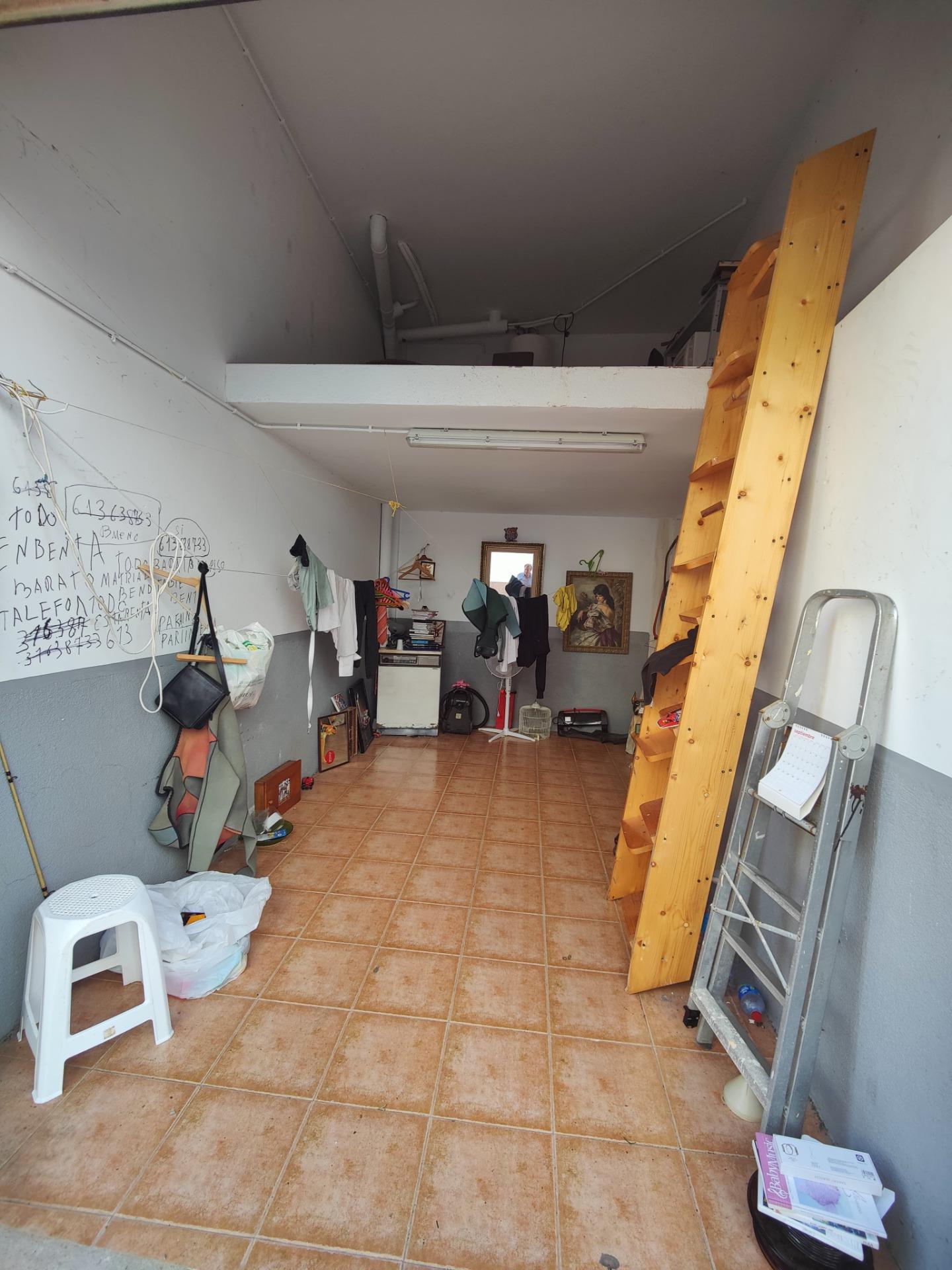 PLANTA BAIXA EN VENDA A LA GRANADA