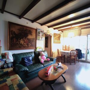 ES VEN PIS AMB PARQUING AL POBLE NOU DE VILAFRANCA DEL PENEDÈS