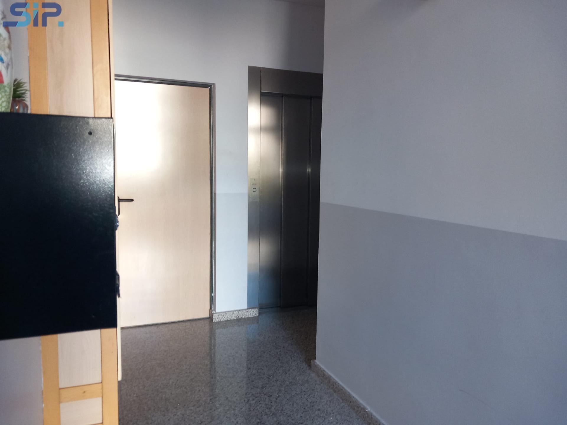 Lloguer estudi reformat a Pontons. SOL·LICITUD INFORMACIÓ I VISITES NOMÉS ONLINE Ref. 10316