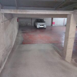 Plaza de aparcamiento en Poble Nou de Vilafranca del Penedès