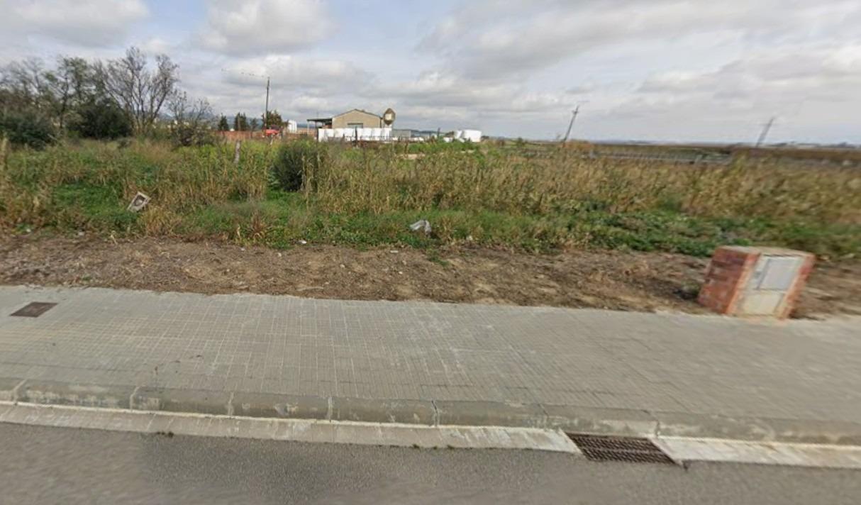 Parcel·la plana urbana en venda