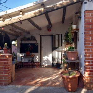 Casa en parcela llana de 1864m²