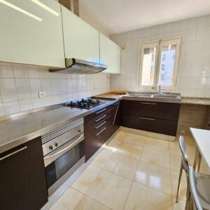 Casa de dos plantas con garaje amplio en Vilafranca del Penedès