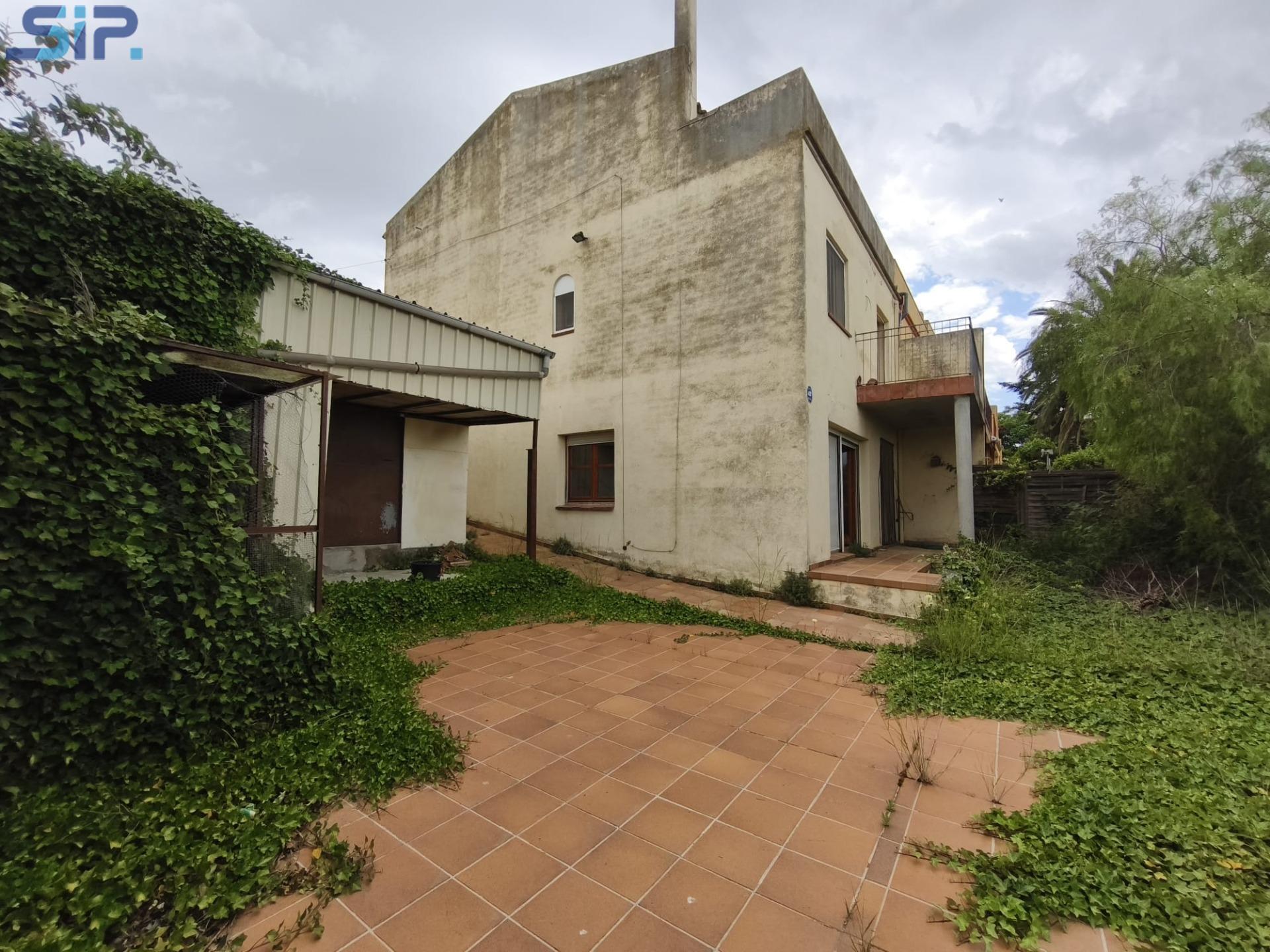 Bonica casa de poble a 3 km de Vilafranca del Penedes